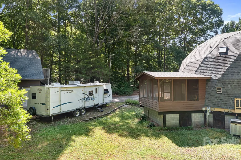 6351 Wildwood Trail Denver NC 28037