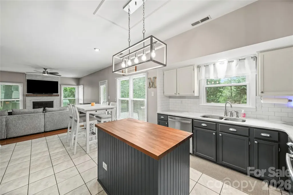 9924 Raddington Lane Charlotte NC 28269