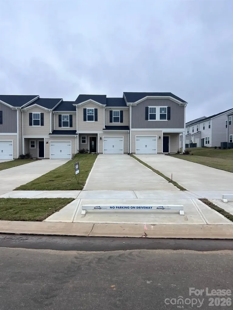 1213 Falling Acorn Lane Concord NC 28027