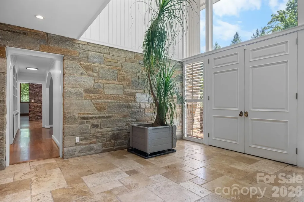 226 20th Avenue Place Hickory NC 28601