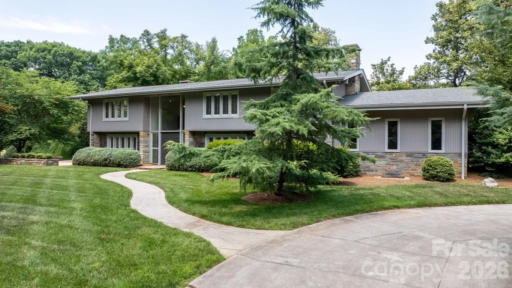 226 20th Avenue Place Hickory NC 28601