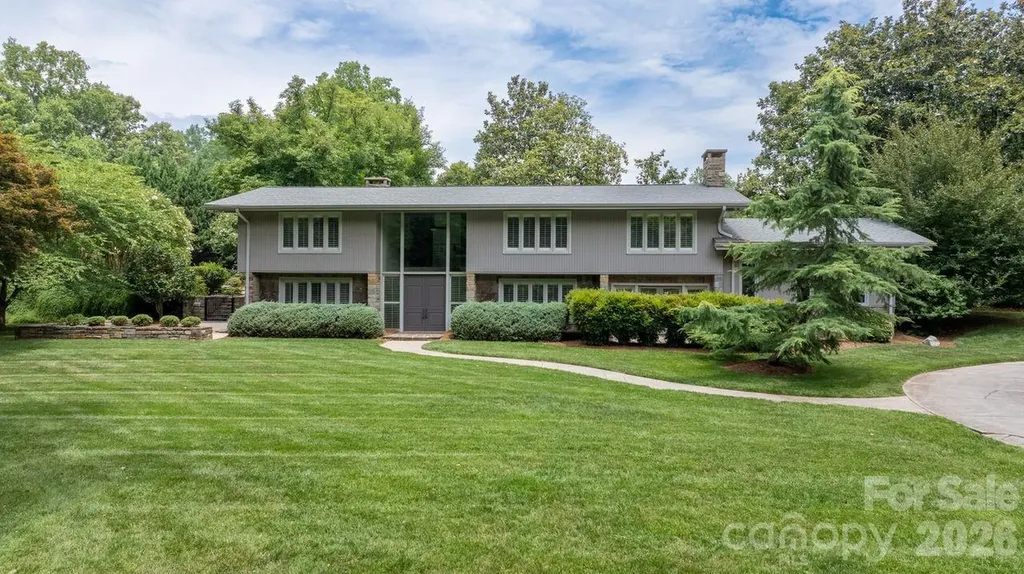 226 20th Avenue Place Hickory NC 28601