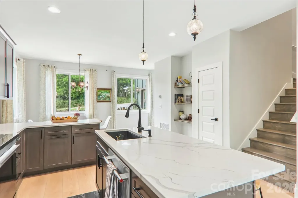 18 Baker Place Arden NC 28704