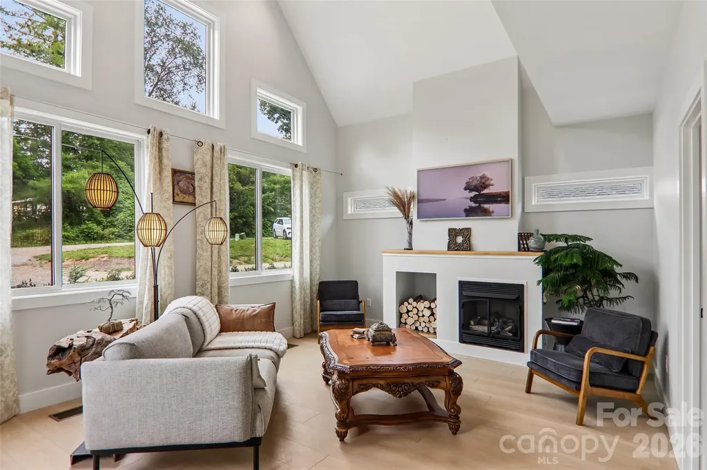 18 Baker Place Arden NC 28704
