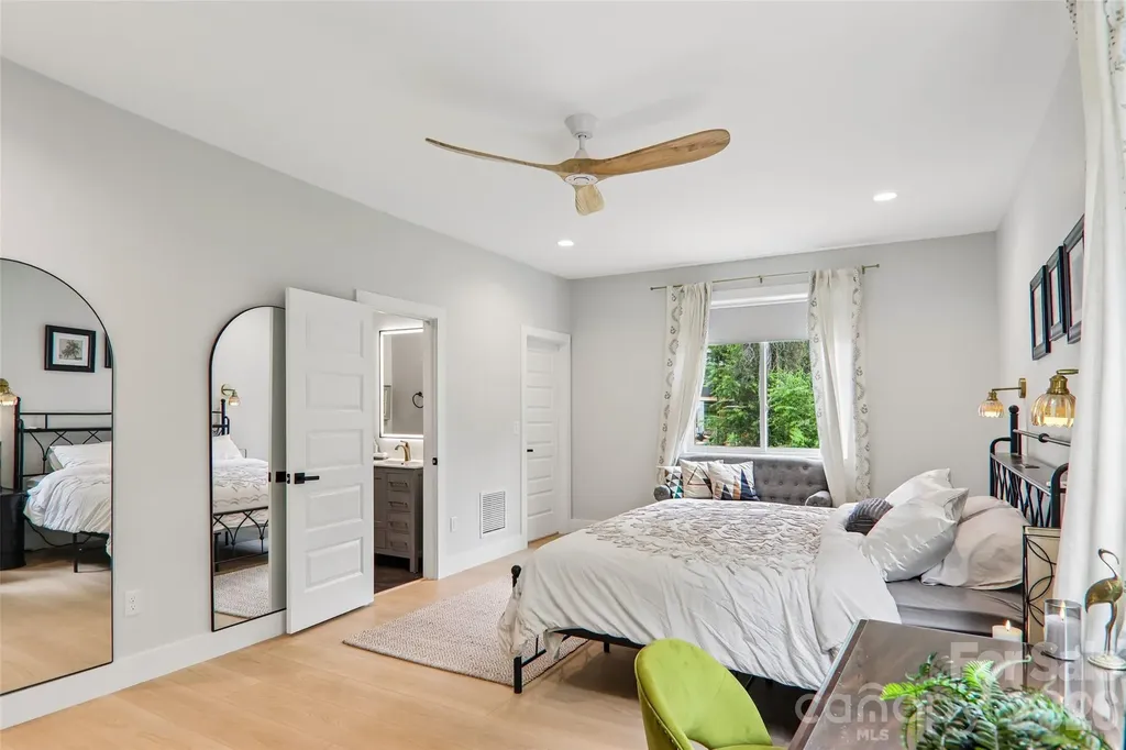 18 Baker Place Arden NC 28704