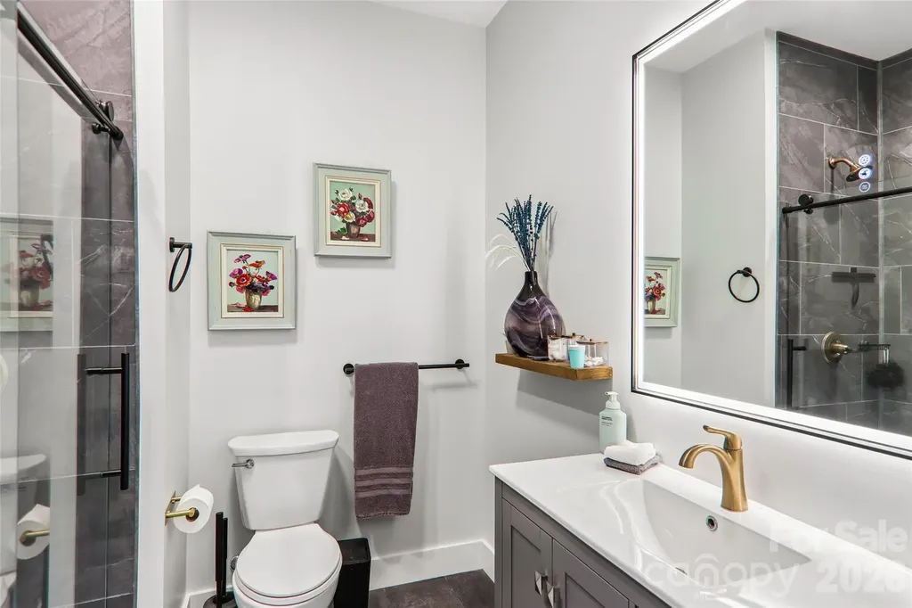 18 Baker Place Arden NC 28704