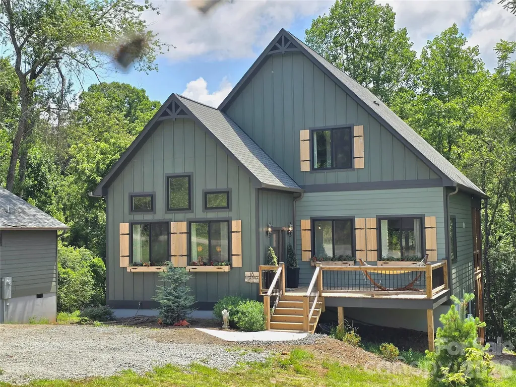 18 Baker Place Arden NC 28704