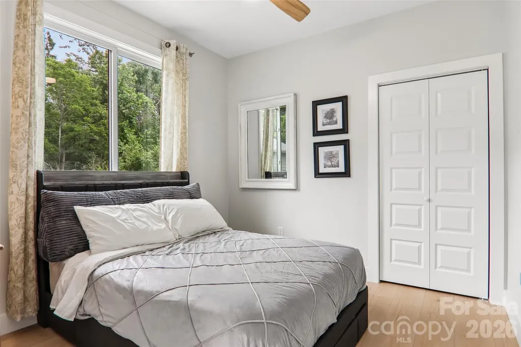 18 Baker Place Arden NC 28704