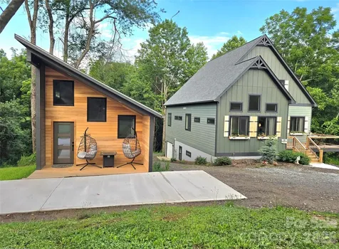 18 Baker Place Arden NC 28704
