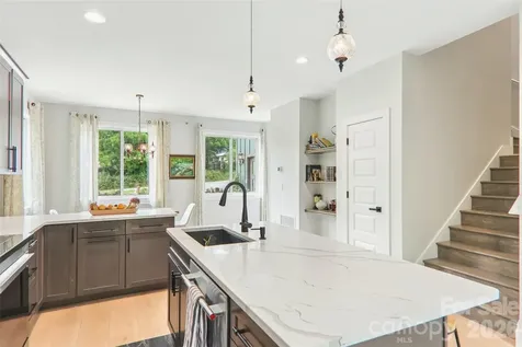18 Baker Place Arden NC 28704