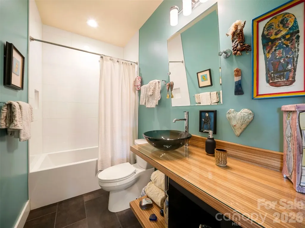 220 Riverview Drive Asheville NC 28806