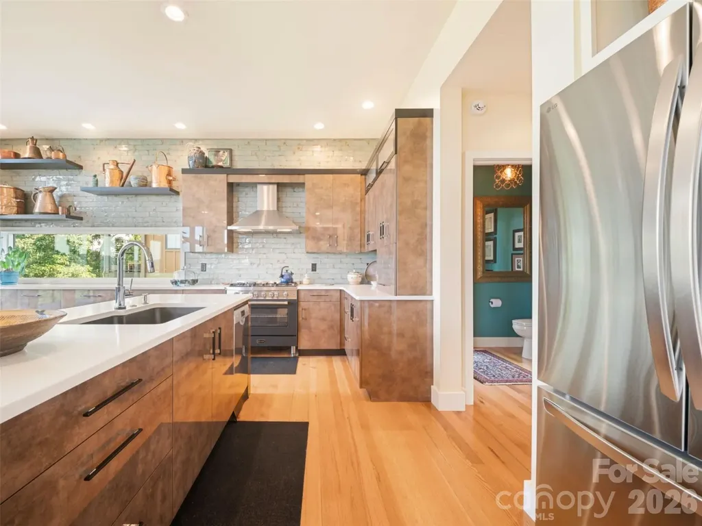 220 Riverview Drive Asheville NC 28806