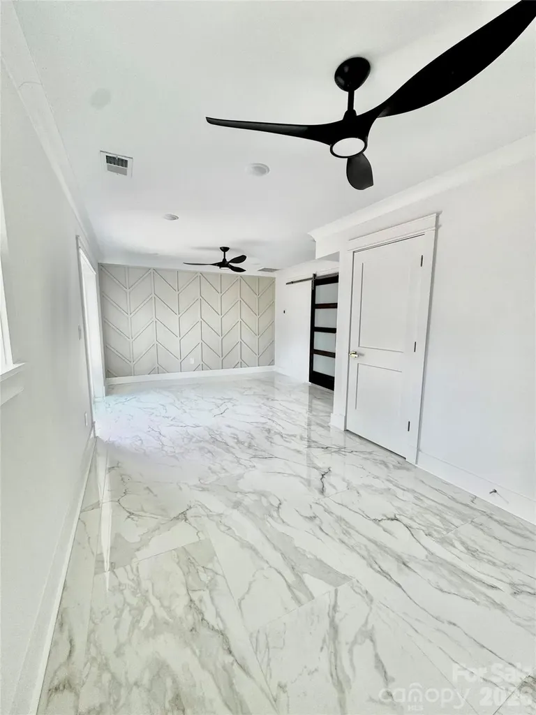 5635 Ruth Drive Charlotte NC 28215