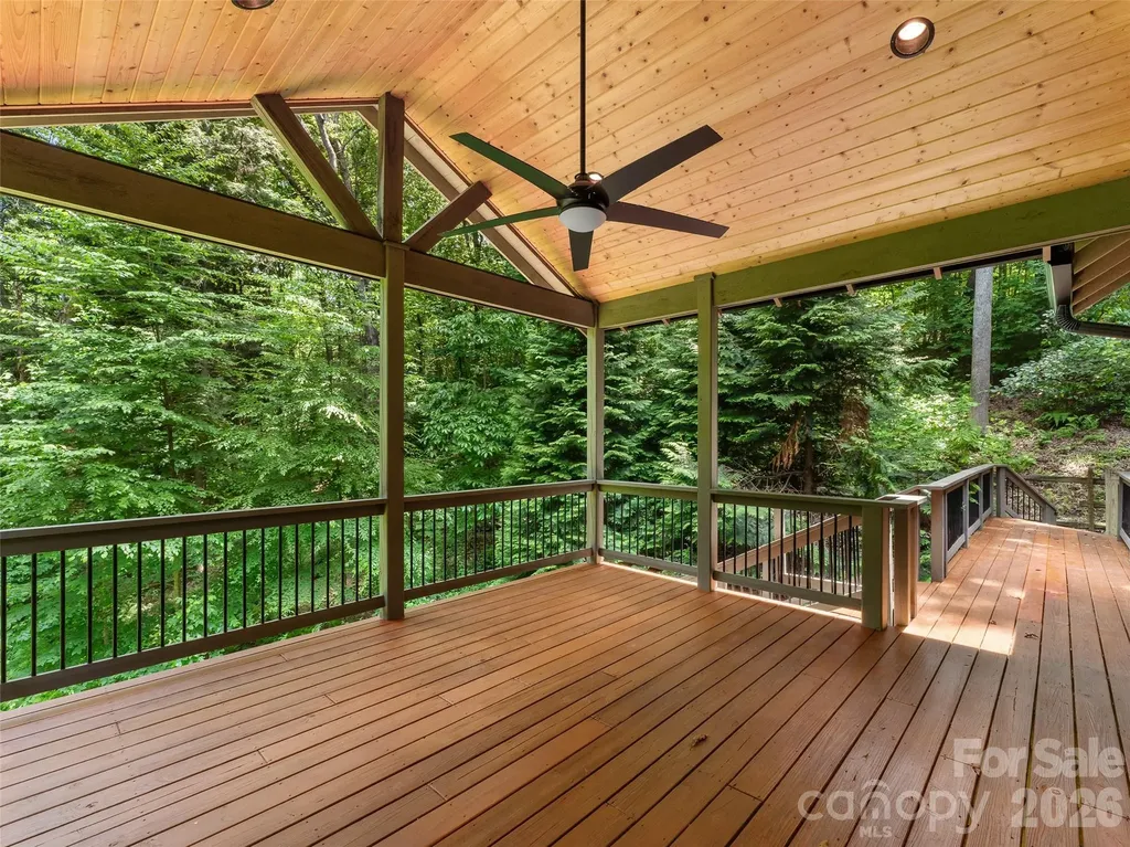 165 South Hill Drive Brevard NC 28712