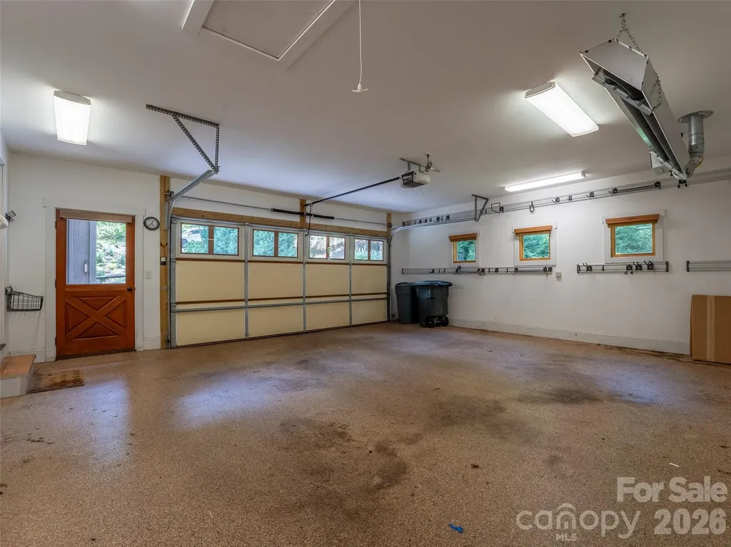 165 South Hill Drive Brevard NC 28712