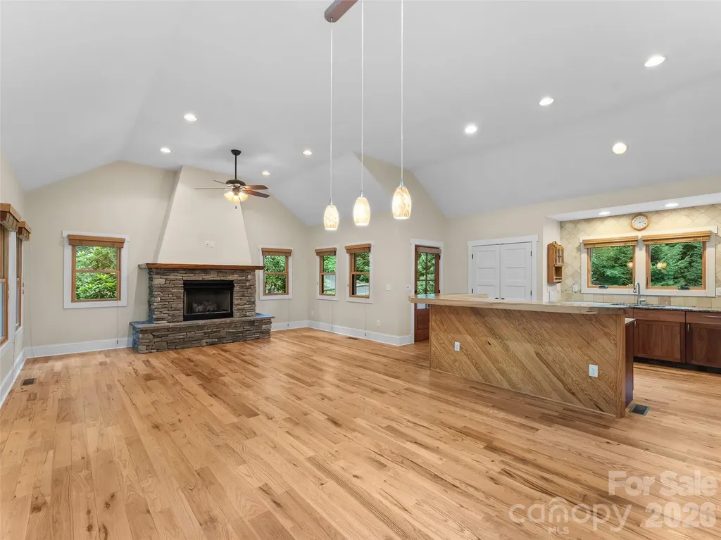 165 South Hill Drive Brevard NC 28712