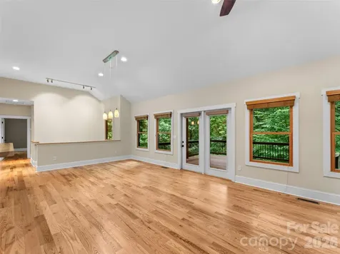 165 South Hill Drive Brevard NC 28712