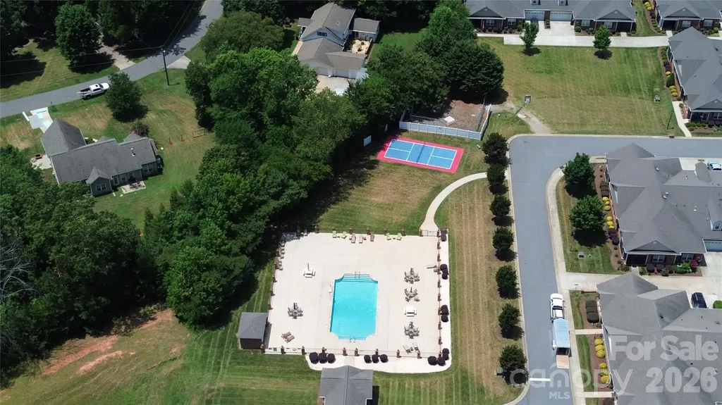 8909 Sweet Cherry Lane Denver NC 28037