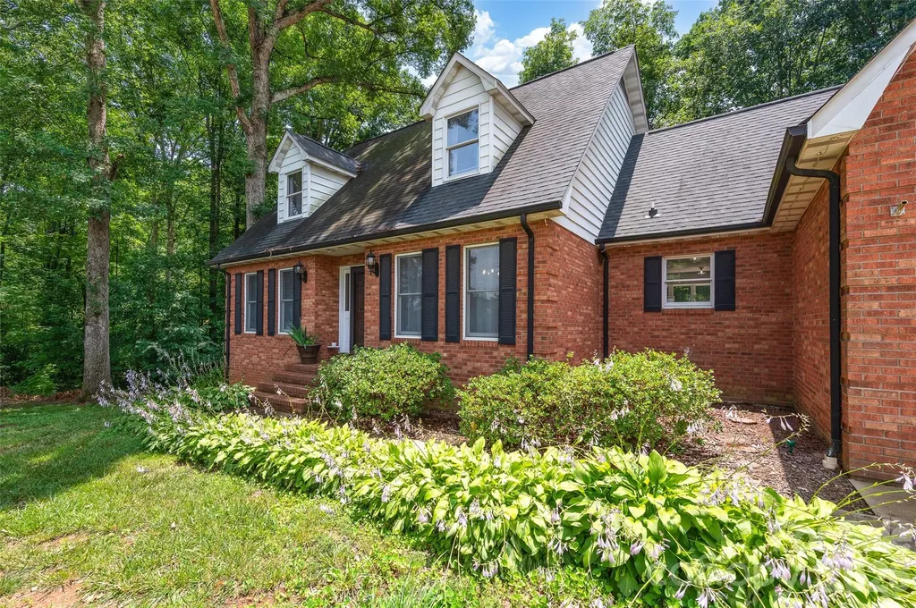 452 Faith Road Mooresville NC 28115