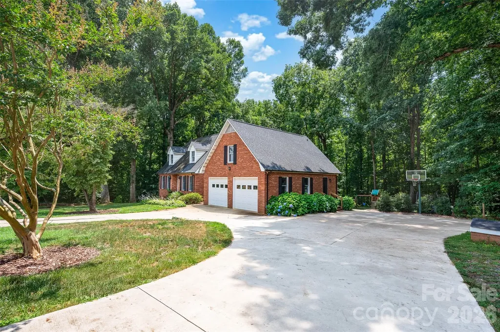 452 Faith Road Mooresville NC 28115