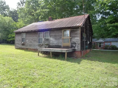 160 Mountain View Cemetery Road Rutherfordton NC 28139