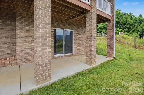 340 Earlys Mountain Road Leicester NC 28748