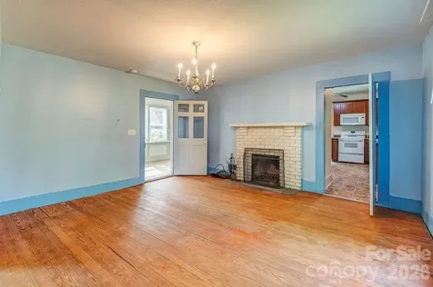 648 Lakeshore Drive Asheville NC 28804