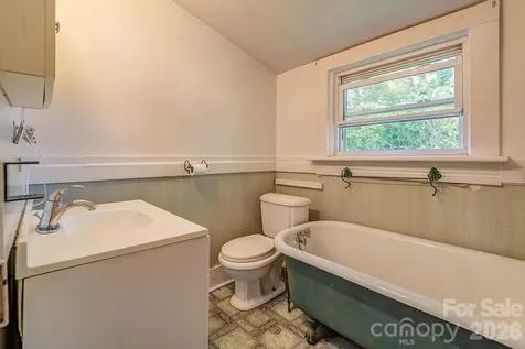 648 Lakeshore Drive Asheville NC 28804