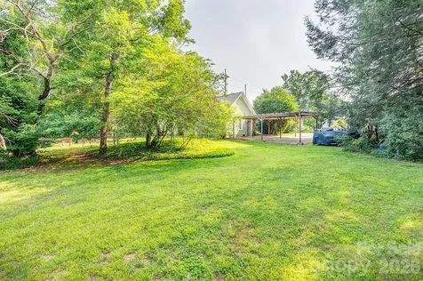 648 Lakeshore Drive Asheville NC 28804