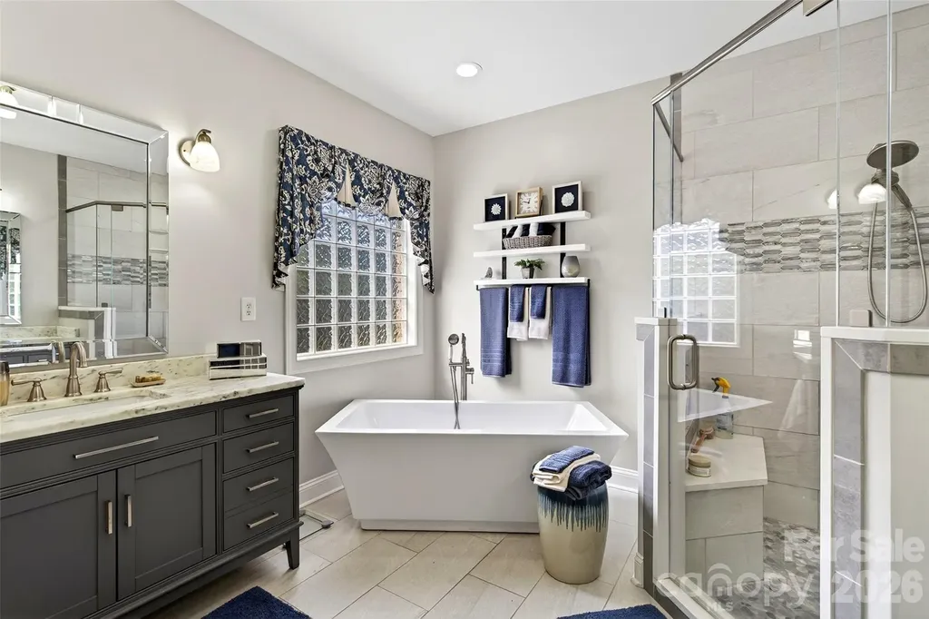 1136 Fox Chase Drive Newton NC 28658