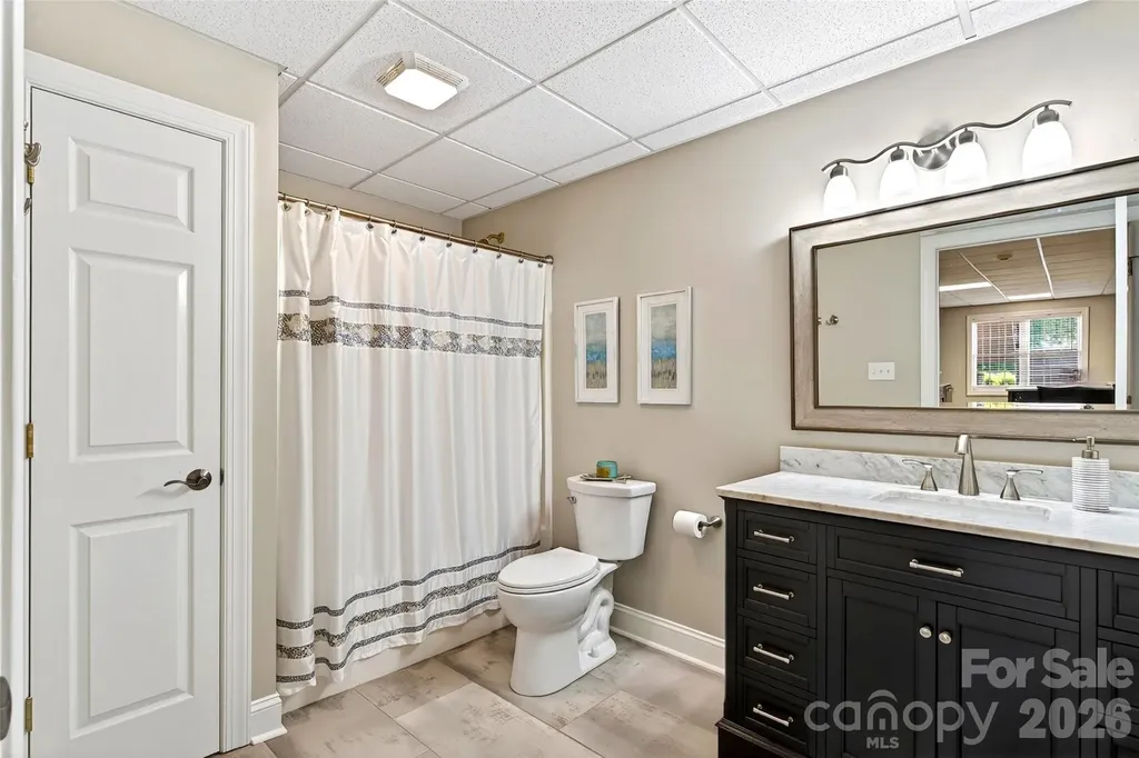 1136 Fox Chase Drive Newton NC 28658
