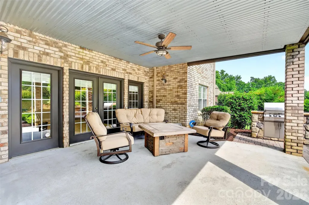 1136 Fox Chase Drive Newton NC 28658