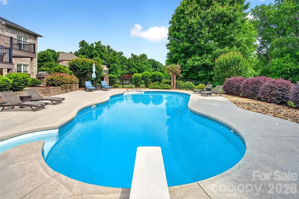 1136 Fox Chase Drive Newton NC 28658