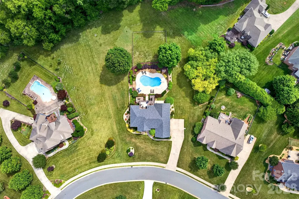 1136 Fox Chase Drive Newton NC 28658