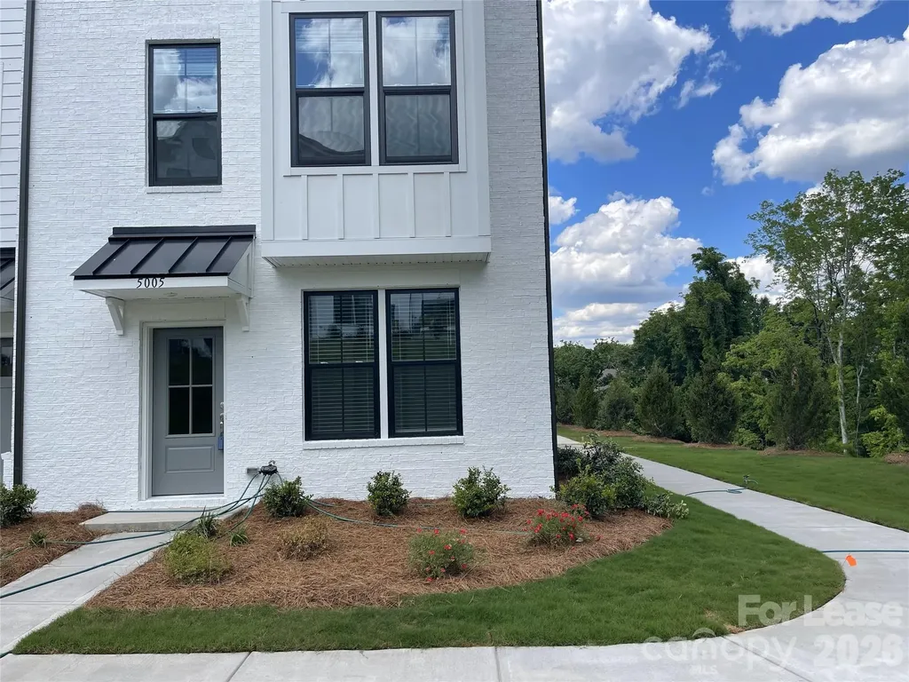 5005 Layman Drive Charlotte NC 28226