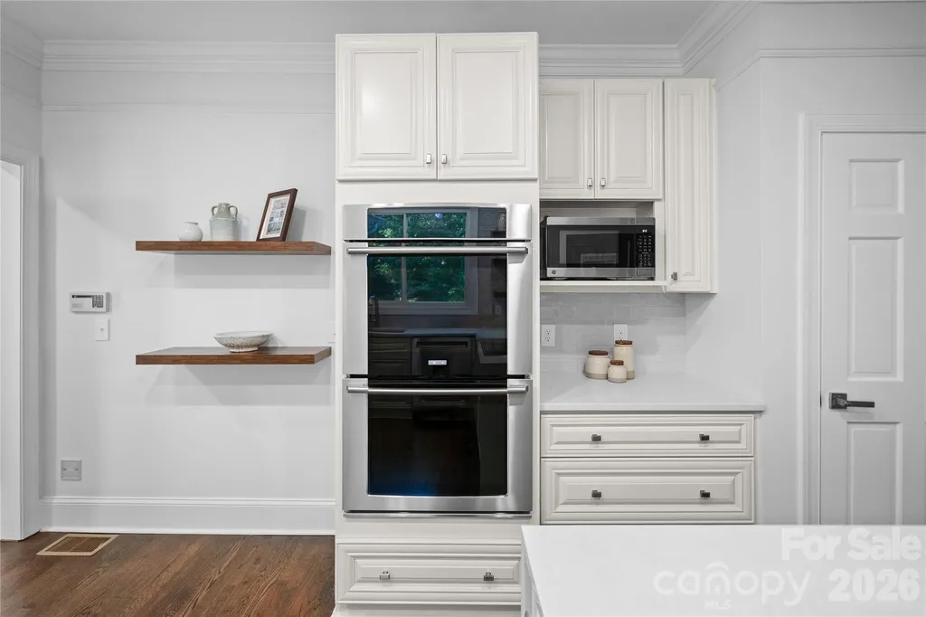 8503 Foxbridge Drive Matthews NC 28104