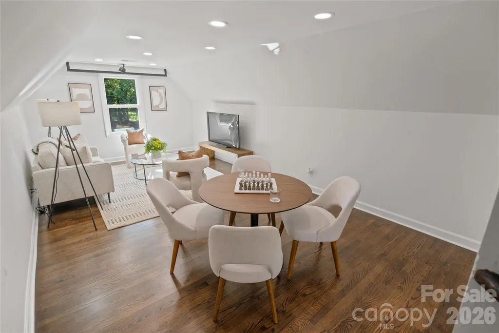 8503 Foxbridge Drive Matthews NC 28104