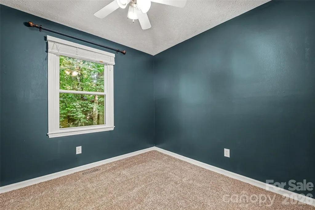 27 Unity Court Etowah NC 28729