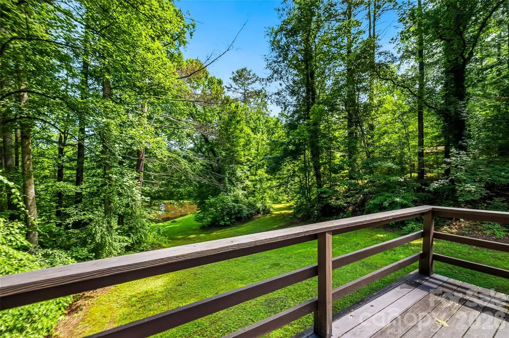 27 Unity Court Etowah NC 28729