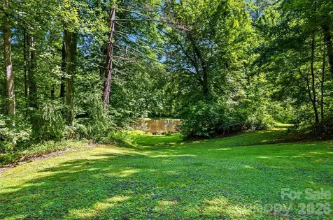27 Unity Court Etowah NC 28729