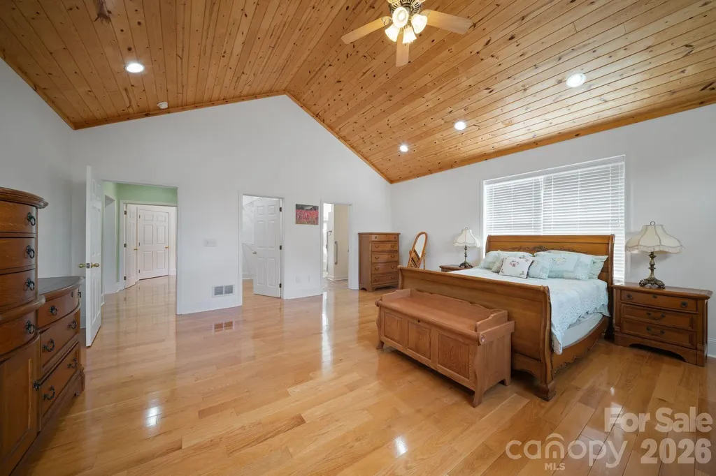 1372 Barnardsville Highway Barnardsville NC 28709