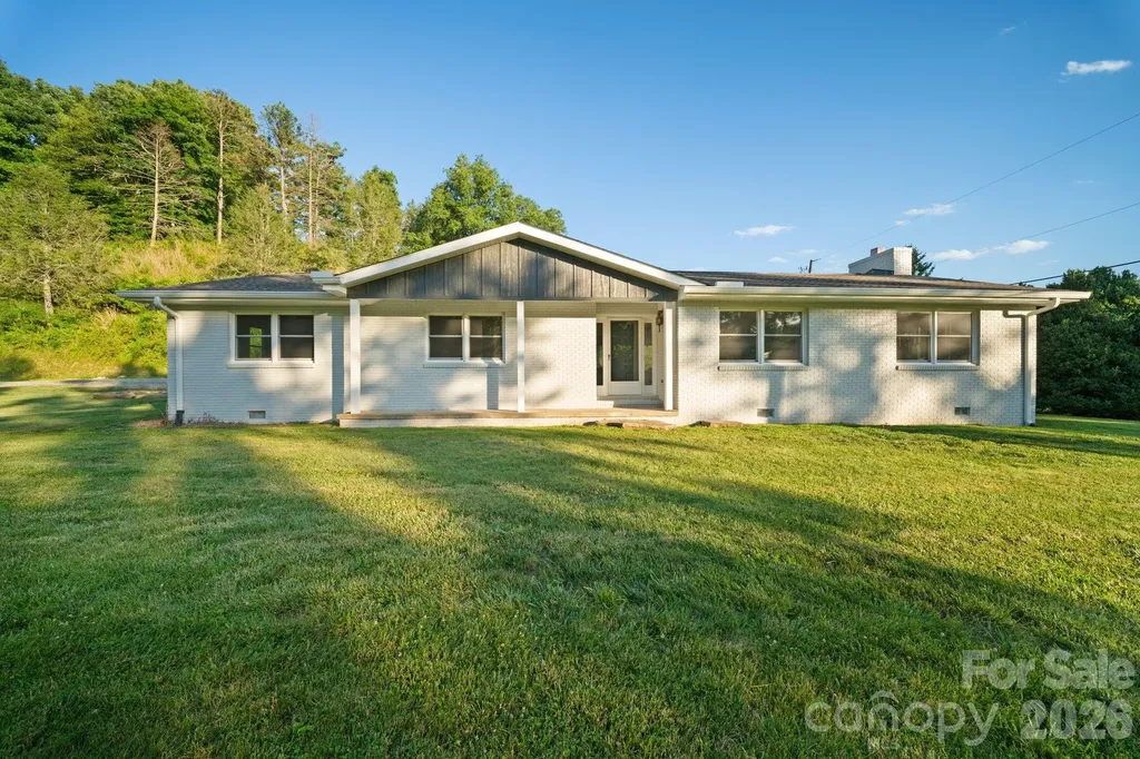 1372 Barnardsville Highway Barnardsville NC 28709