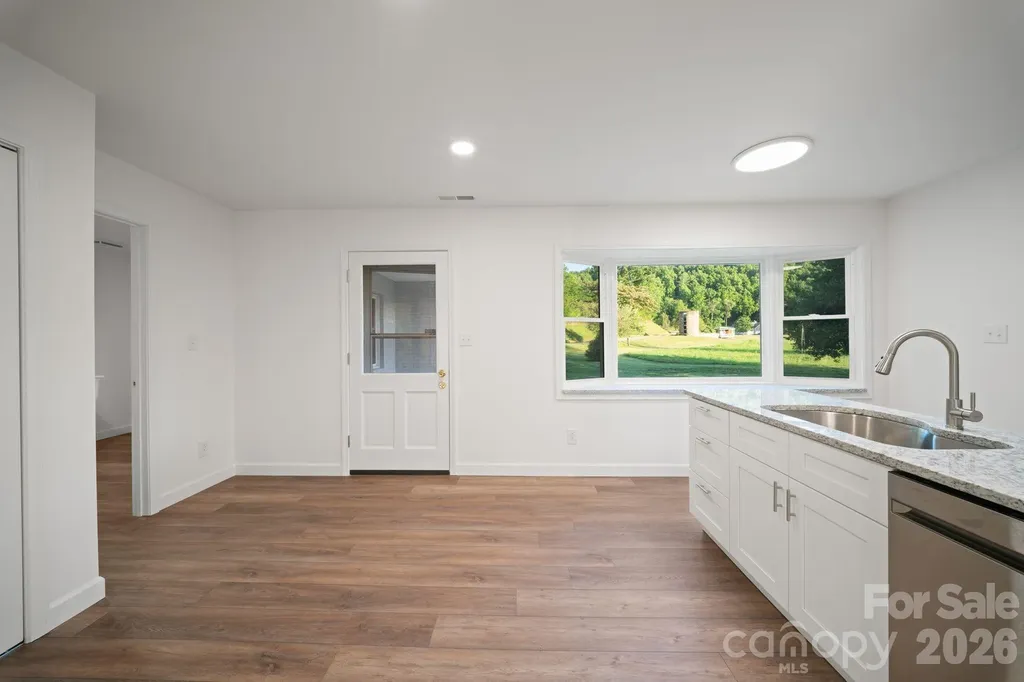 1372 Barnardsville Highway Barnardsville NC 28709
