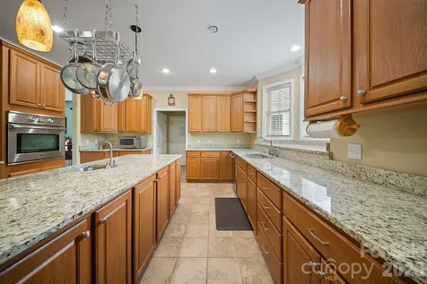 1372 Barnardsville Highway Barnardsville NC 28709