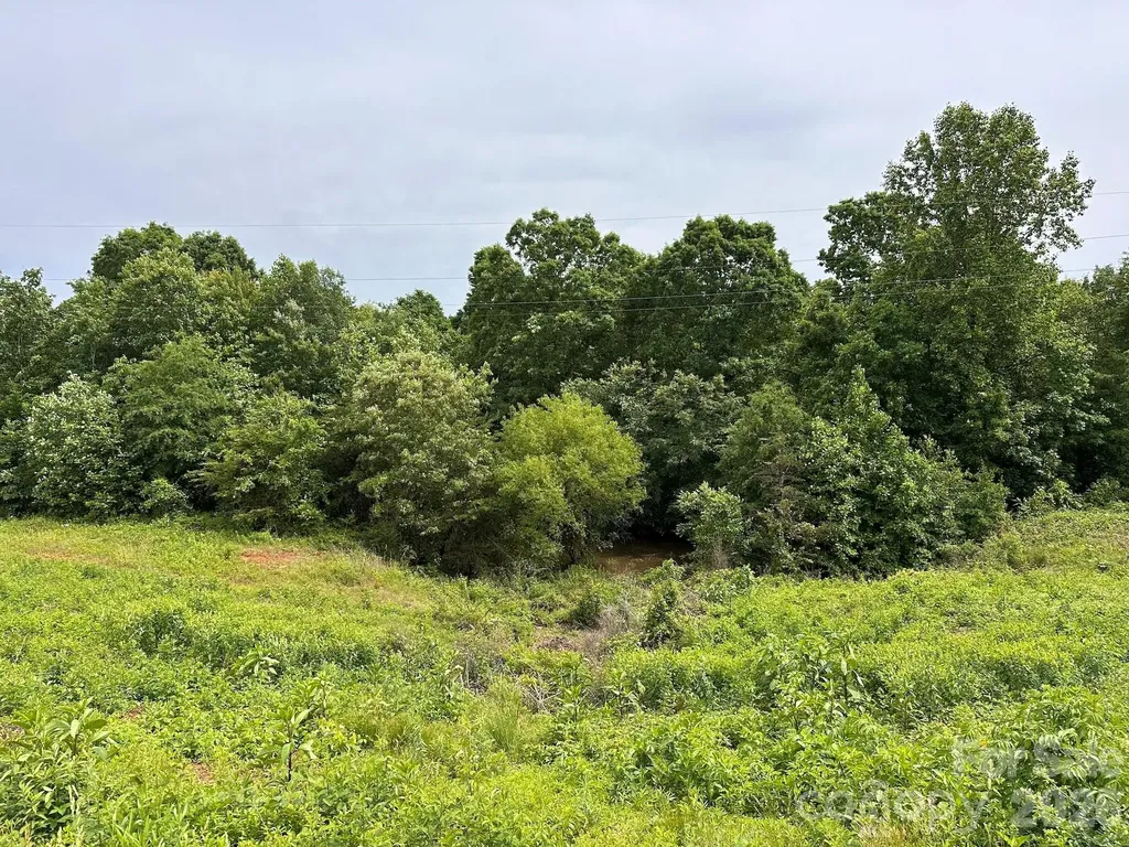 0000 Section House Road Hickory NC 28601