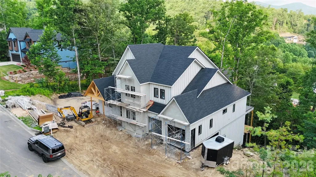 77 Camsyn Drive Weaverville NC 28787