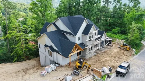 77 Camsyn Drive Weaverville NC 28787