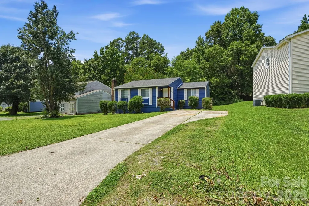 3719 Piney Grove Road Charlotte NC 28212