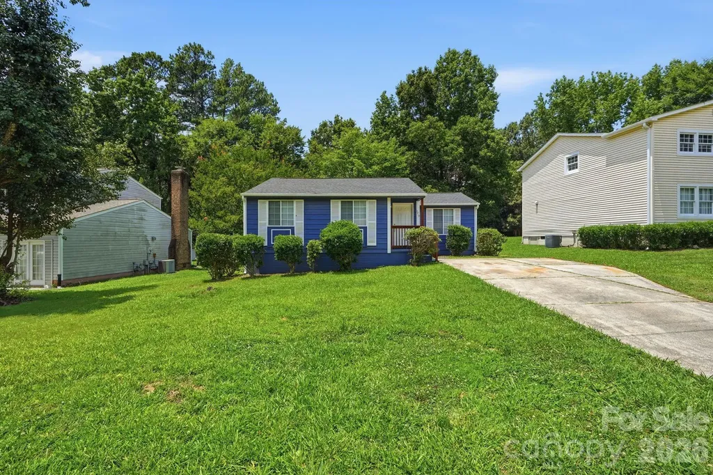 3719 Piney Grove Road Charlotte NC 28212