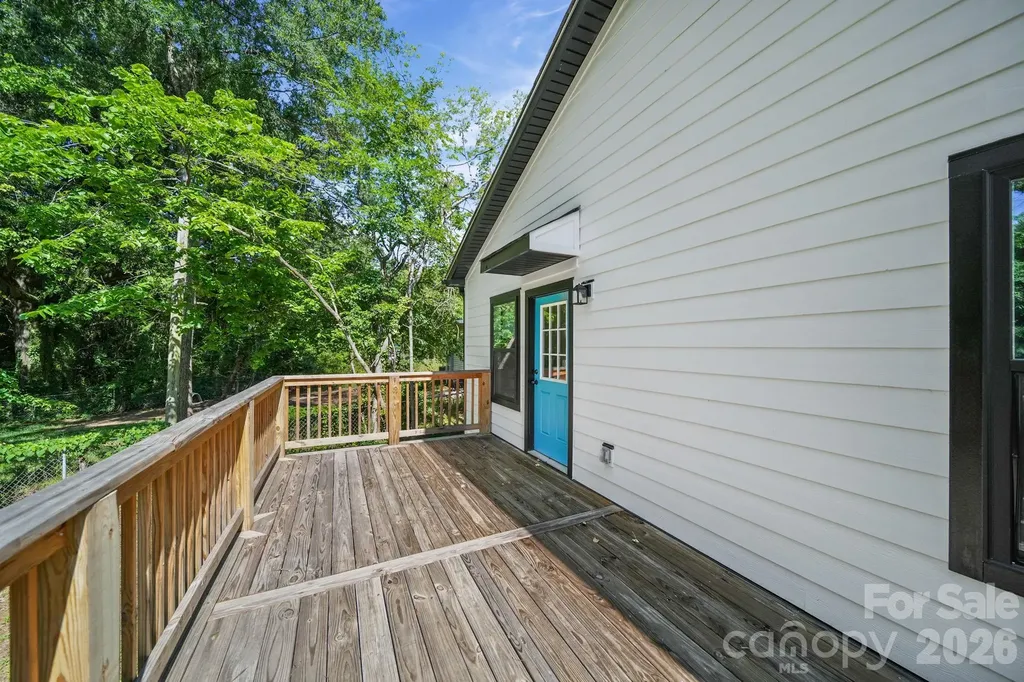 253 Hall Avenue NW Concord NC 28027